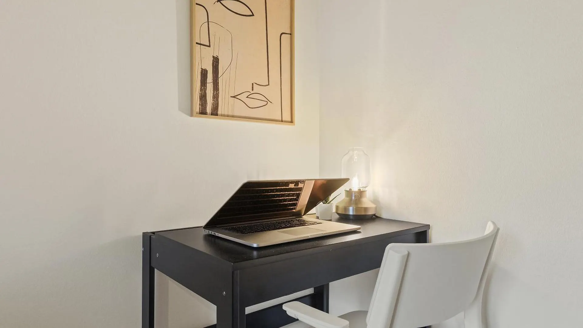 Urban Chic Retreat Milan Central Station - Loreto 0*,