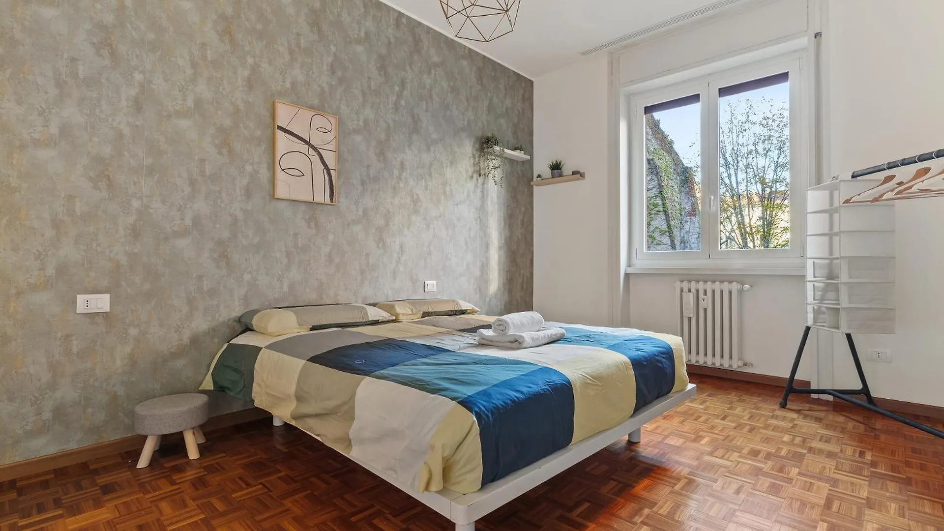 Urban Chic Retreat Milan Central Station - Loreto Italy